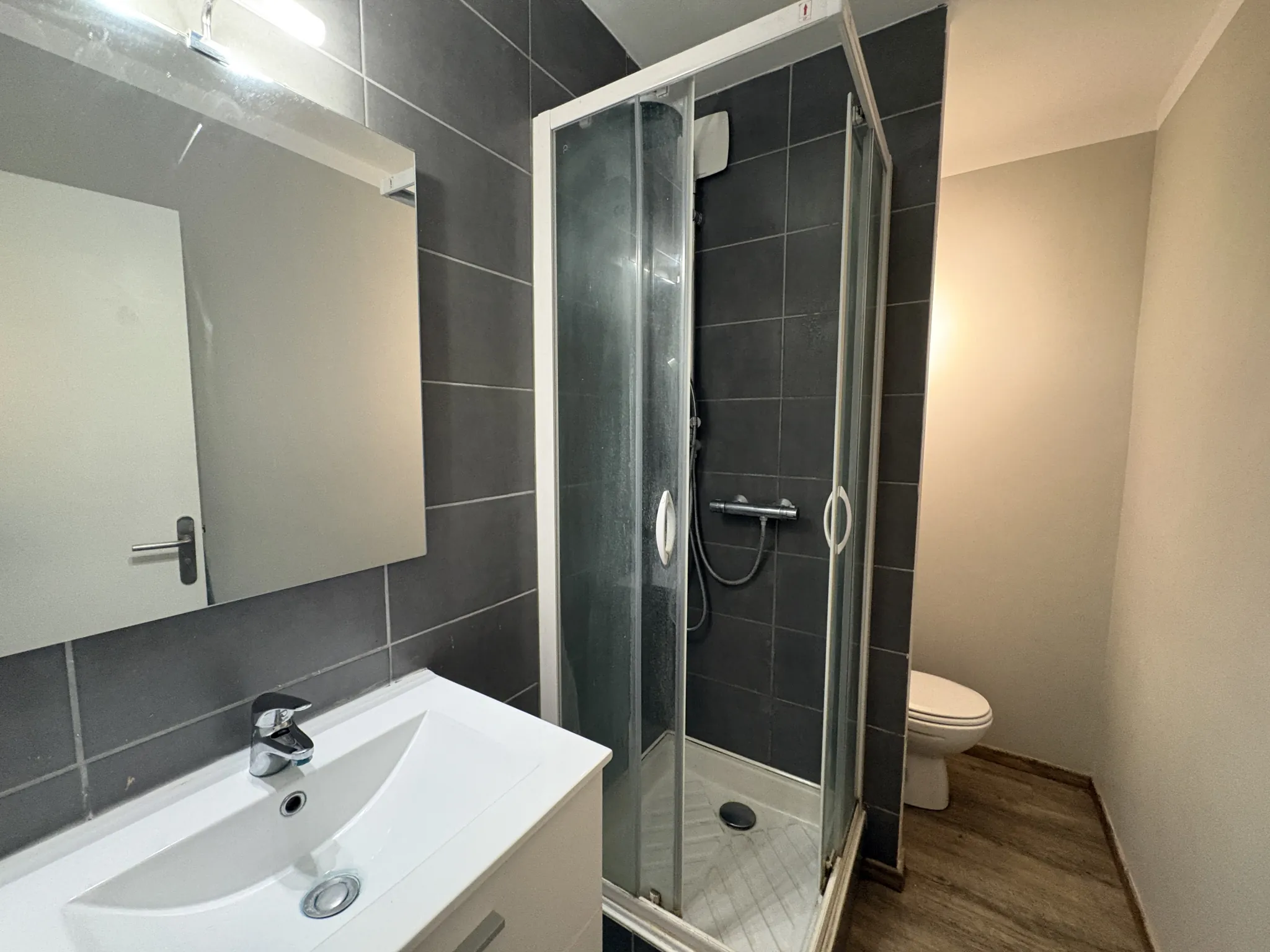 Appartement T1 avec terrasse à Montpellier Arceaux – Vue dégagée et emplacement idéal 