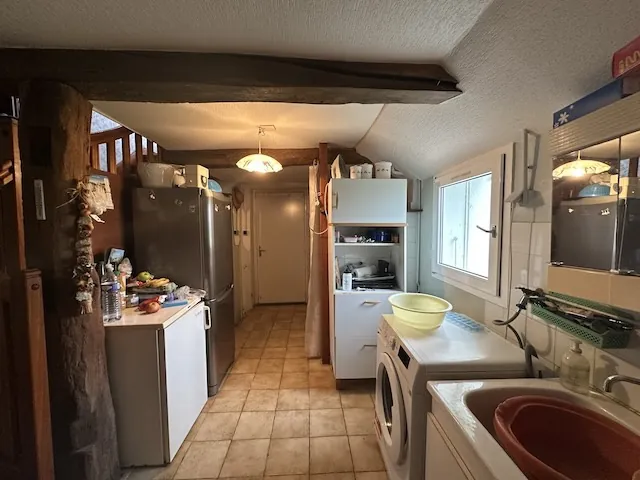 Vente ferme rénovée avec dépendances à Melay (71340) - 4 chambres, terrain de 3000 m² 