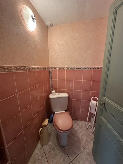 Vente ferme rénovée avec dépendances à Melay (71340) - 4 chambres, terrain de 3000 m² 