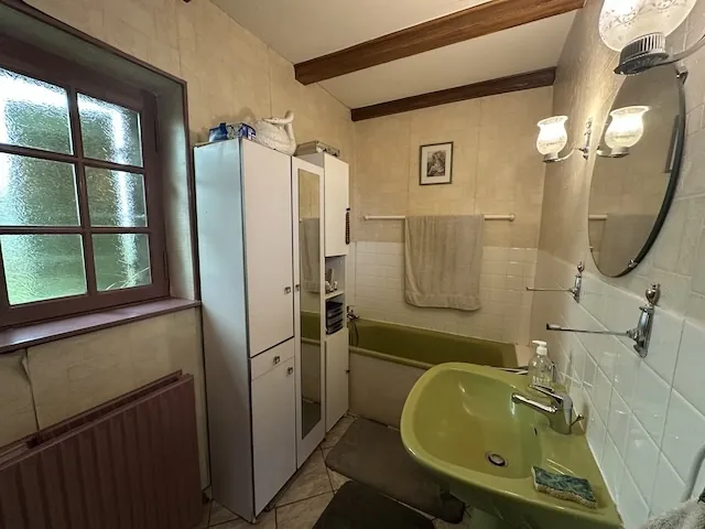 Vente ferme rénovée avec dépendances à Melay (71340) - 4 chambres, terrain de 3000 m² 