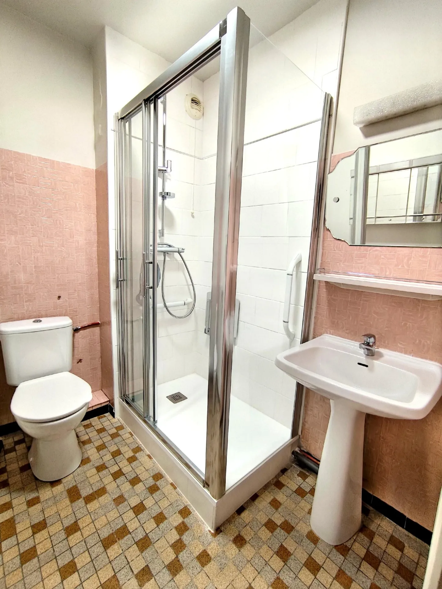 Appartement T2 avec balcon à Vienne, proche centre-ville - Investissement ou résidence principale 