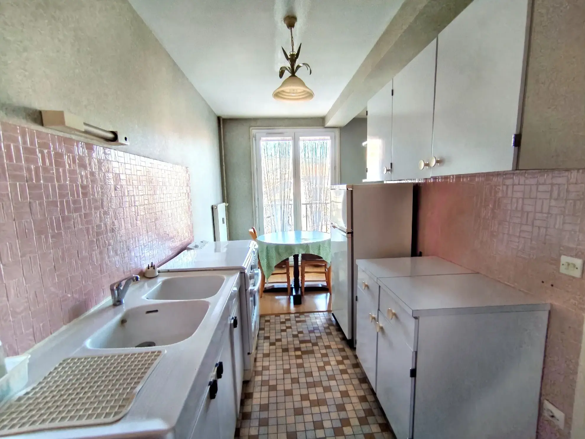 Appartement T2 avec balcon à Vienne, proche centre-ville - Investissement ou résidence principale 