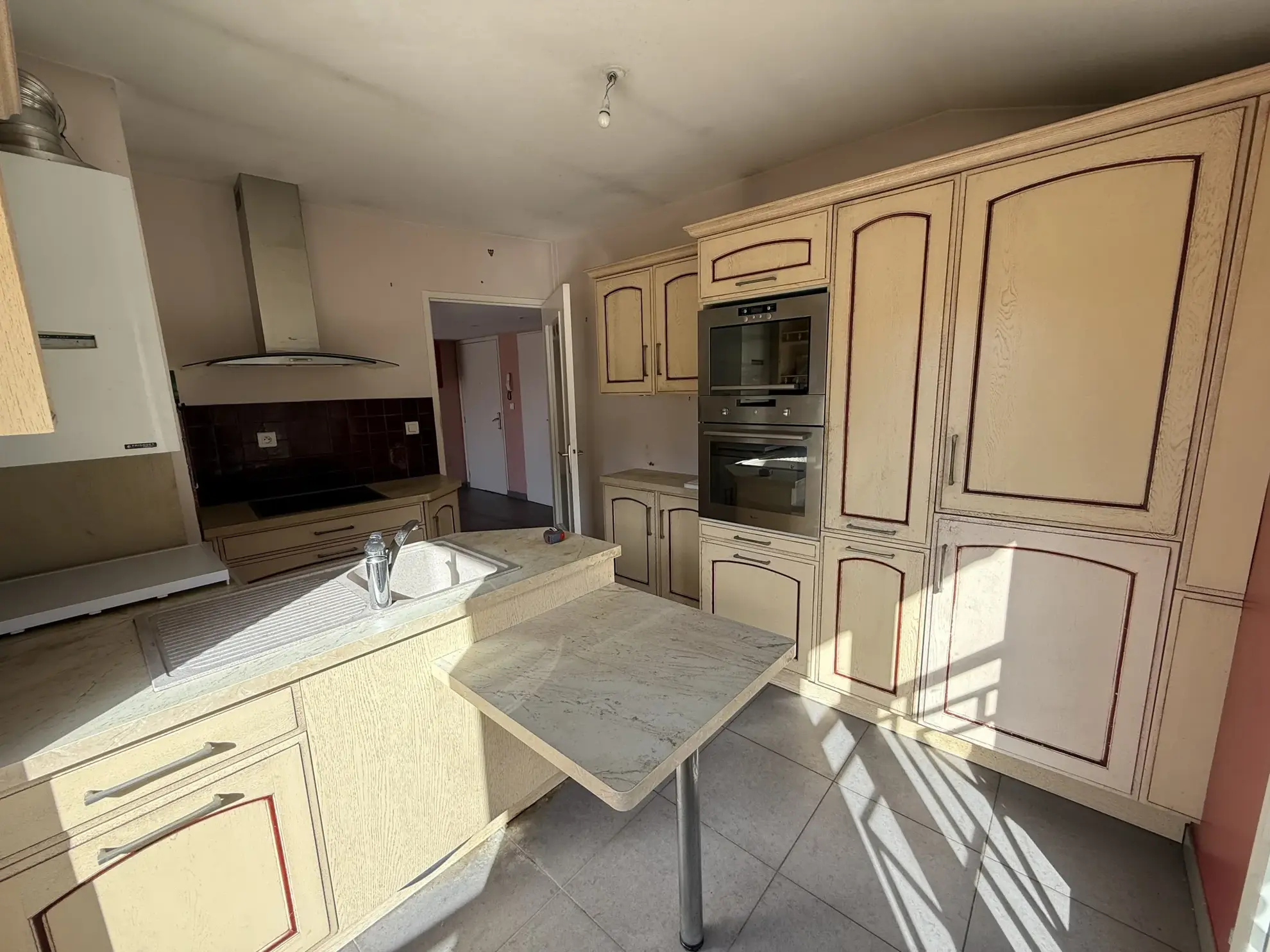 Appartement 3 pièces avec terrasse, garage à Vienne – Quartier Sous-Préfecture 