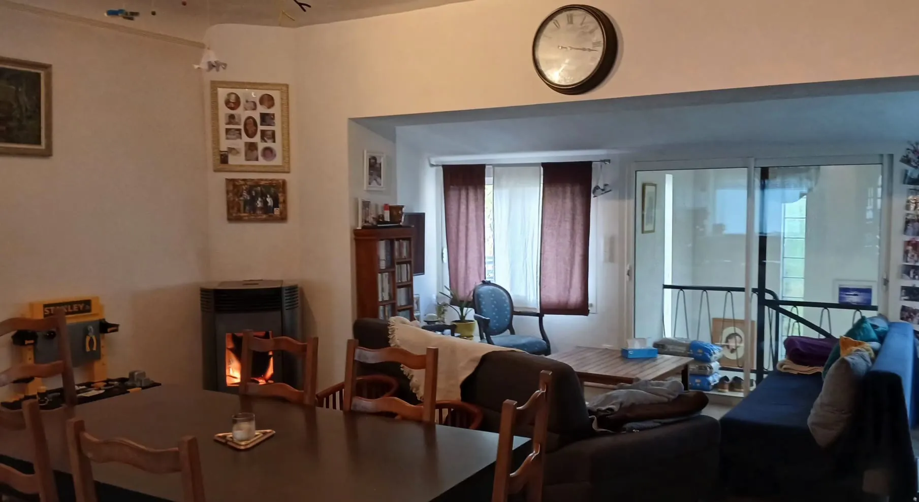 Maison mitoyenne à vendre à Castres, 4 chambres, jardin privé, proche commodités 