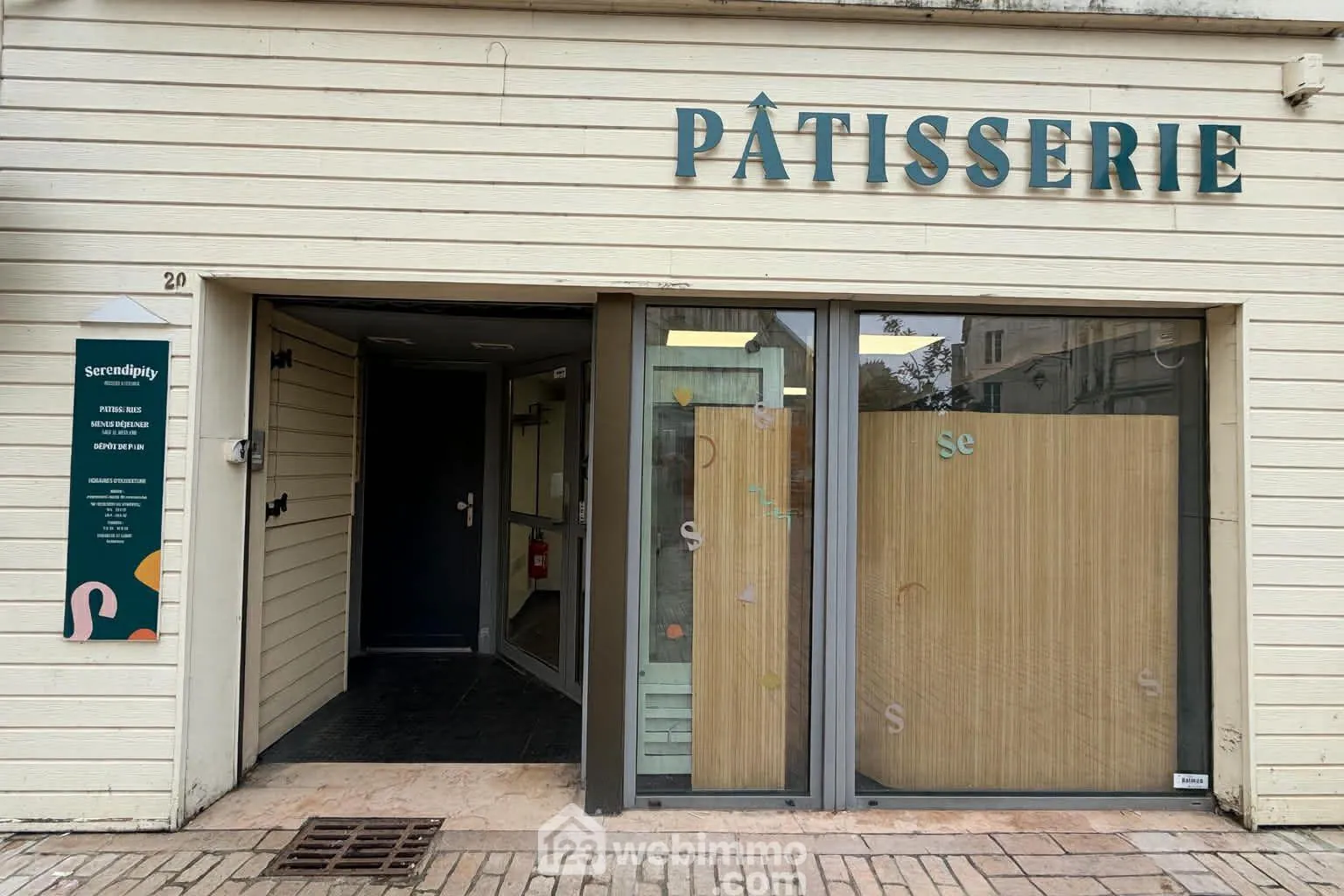 Local commercial de 57 m² à Laon, emplacement privilégié avec vitrine