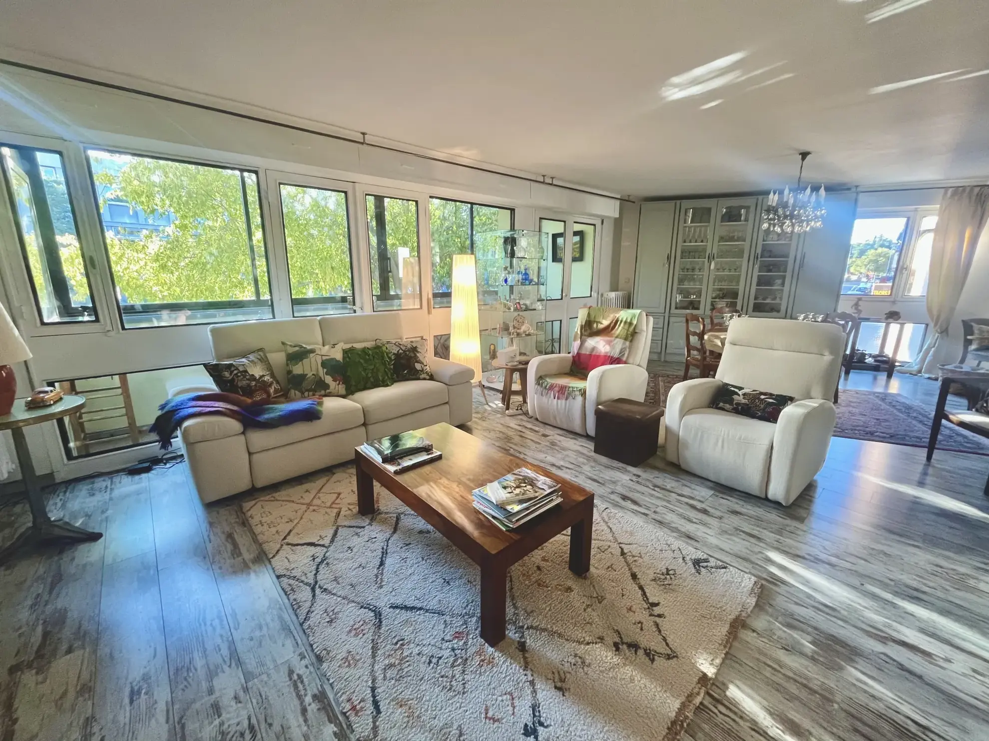 À vendre appartement 124 m² avec balcon et loggia à Nîmes Pompidou 