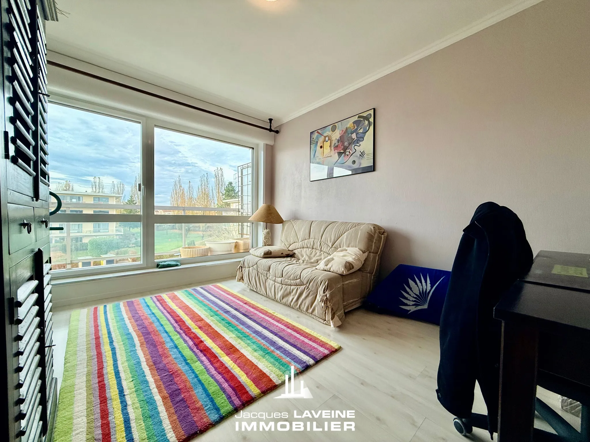 Appartement 4 pièces à Metz-Vallières avec vue imprenable, parking inclus 