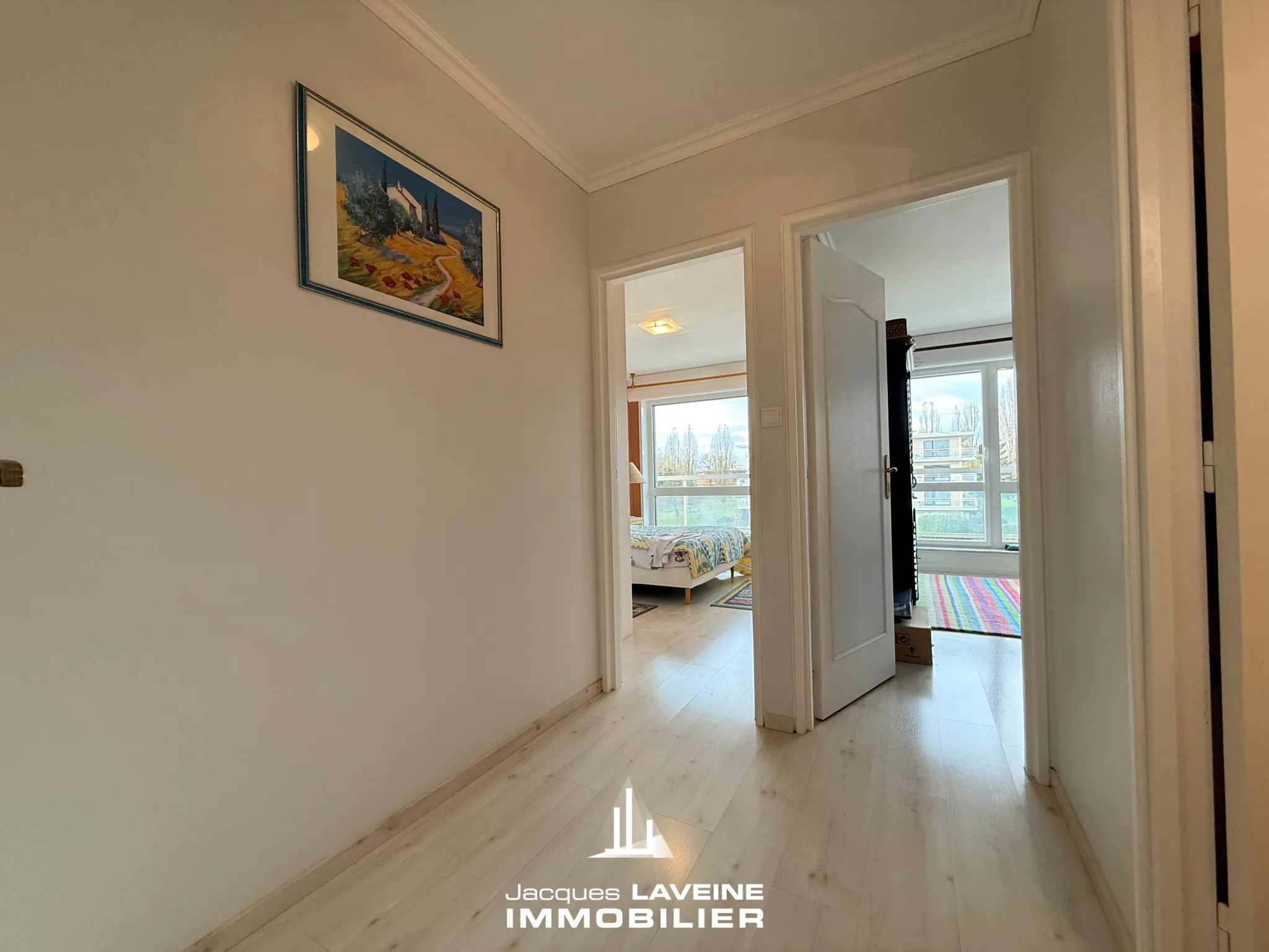 Appartement 4 pièces à Metz-Vallières avec vue imprenable, parking inclus 