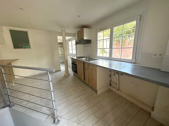 Appartement T2 à Toulon avec terrasse, cave et cellier – Rénové en 2020