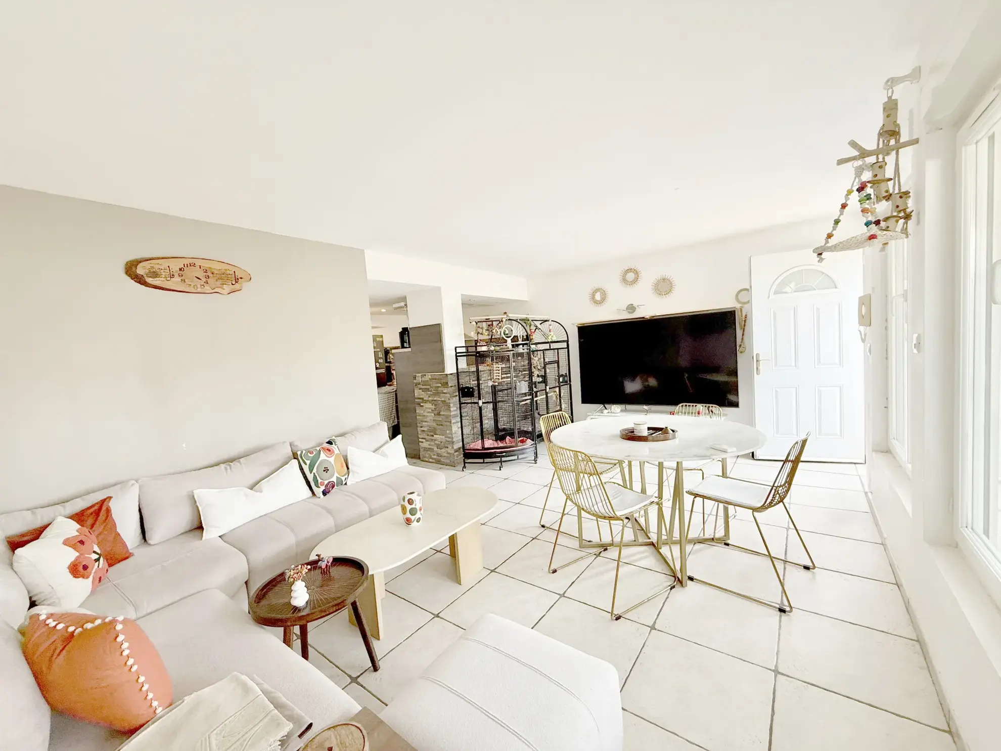 Appartement T3 avec terrasse et stationnement à Lunel nord