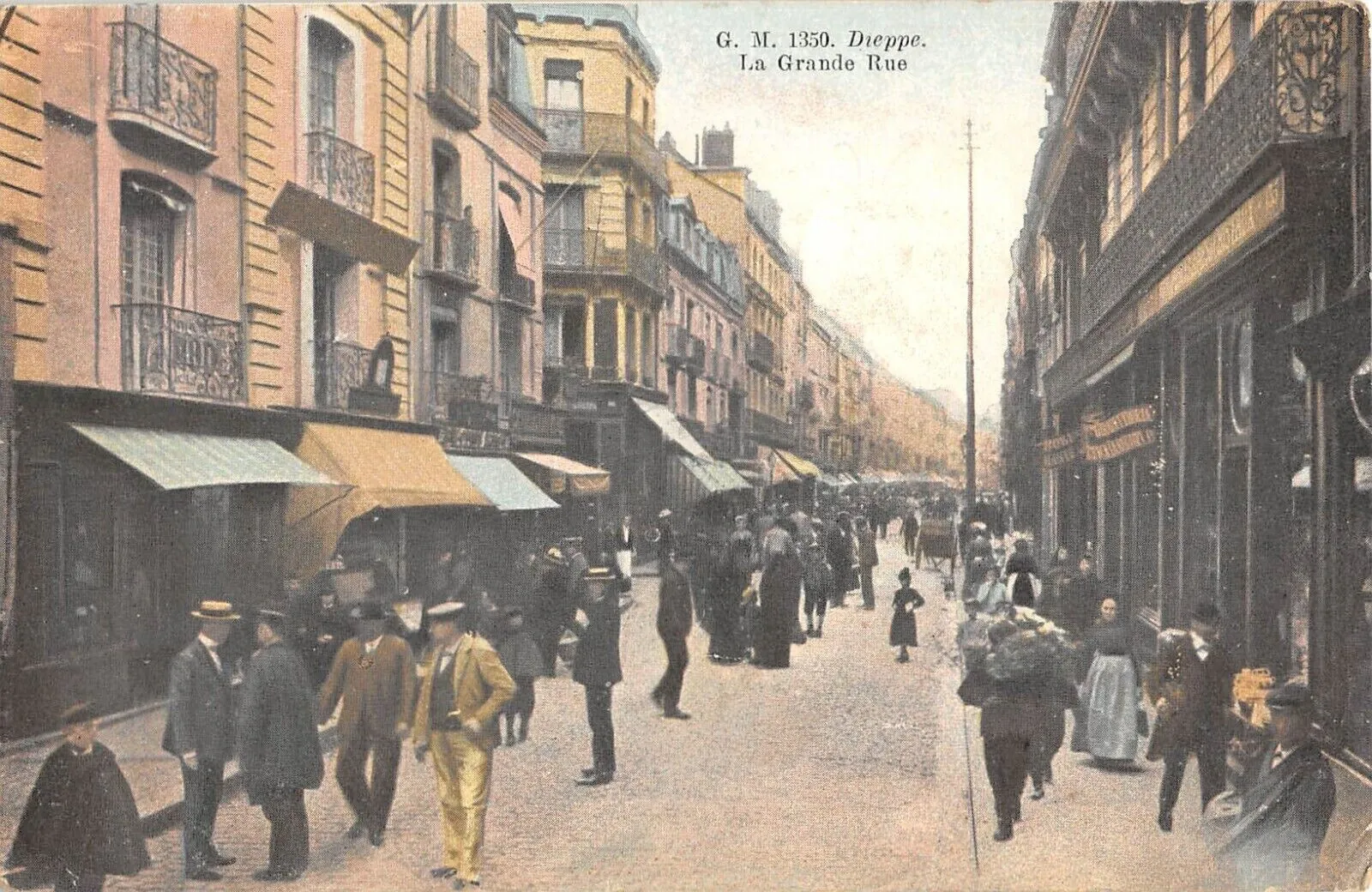 Appartement à aménager en hyper-centre de Dieppe – 42 m², 105 000 €