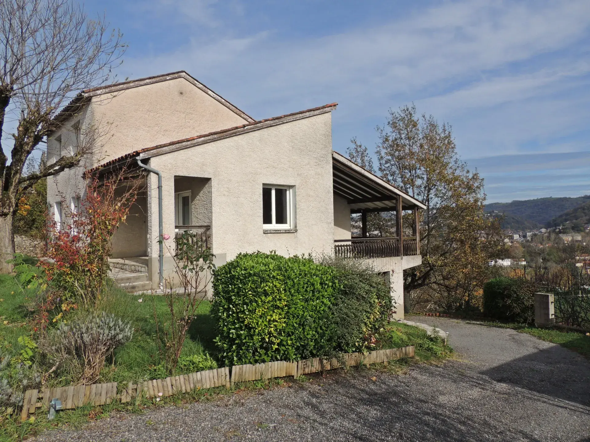 Maison individuelle de 141 m² avec vue panoramique à Villefranche de Rouergue
