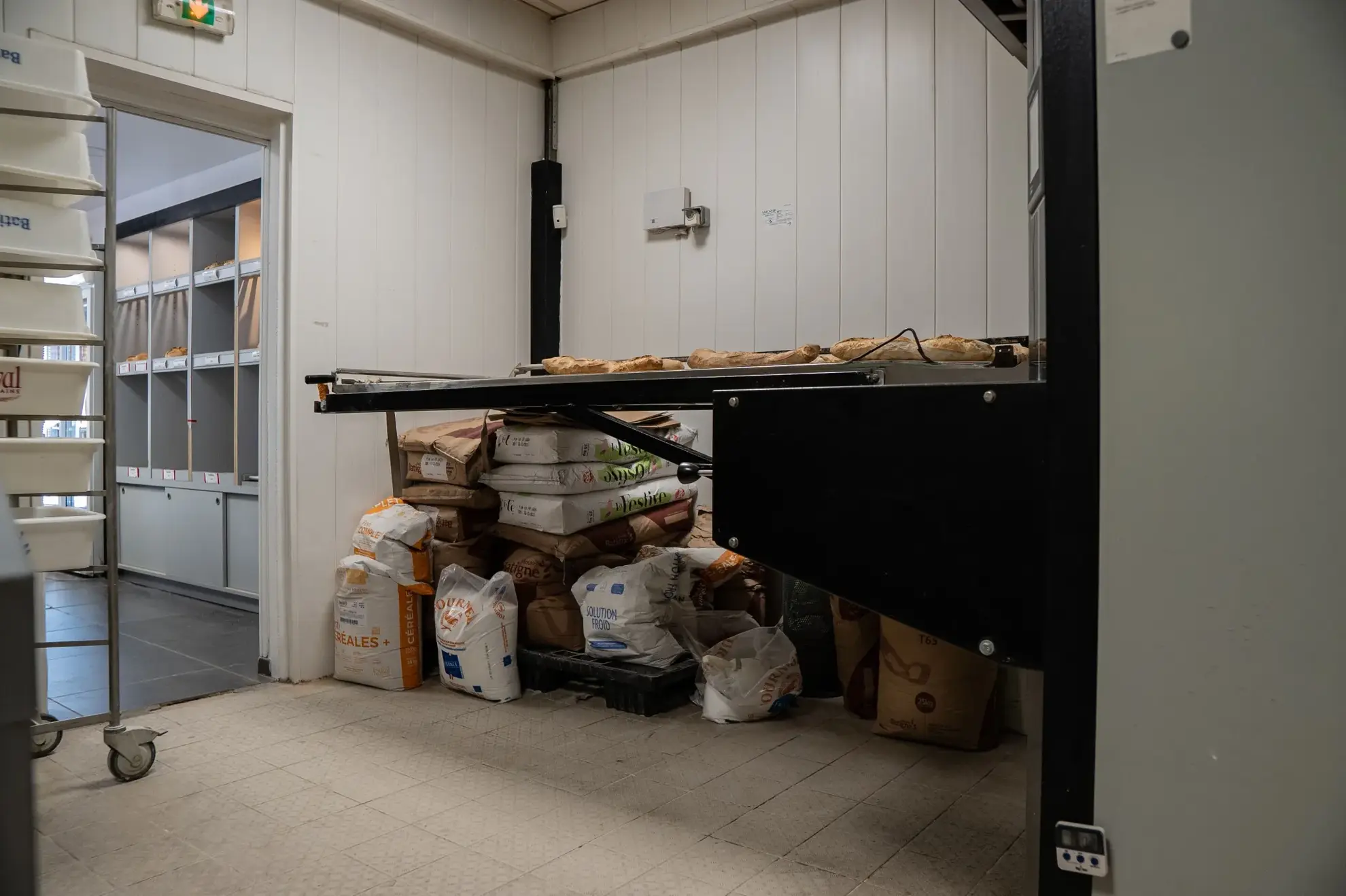 A vendre fonds de commerce boulangerie à Montpellier, local spacieux, matériel complet, forte rentabilité 
