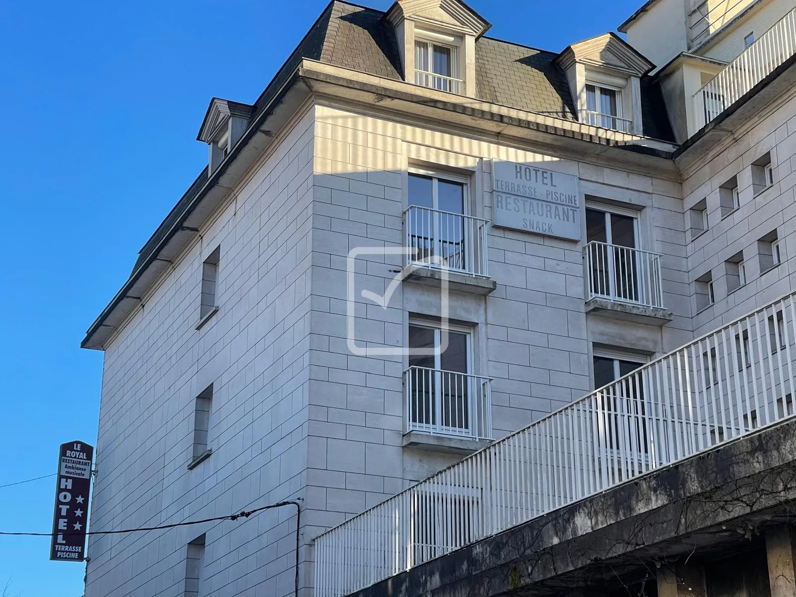Appartement F3 neuf avec piscine au cœur du village - Le Bugue