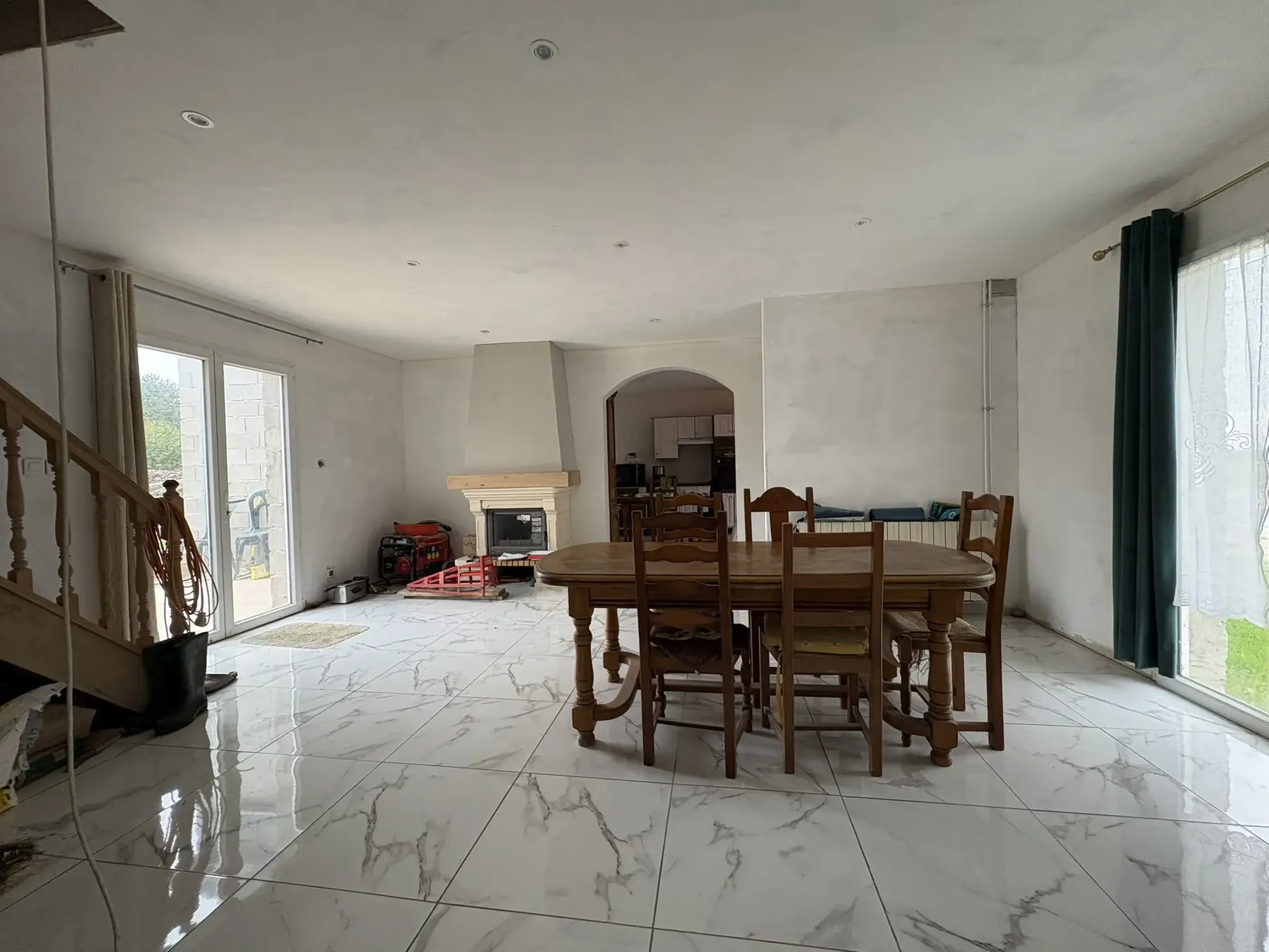 Maison à finir de rénover à Cramont - Opportunité pour investisseurs et familles 