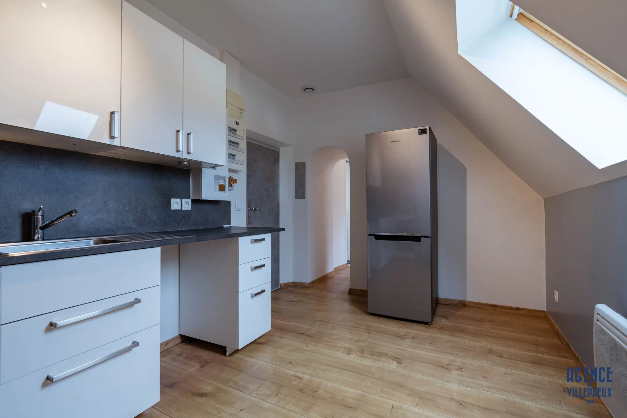 Appartement 2 pièces à vendre à Villepreux, charme et authenticité près de Versailles