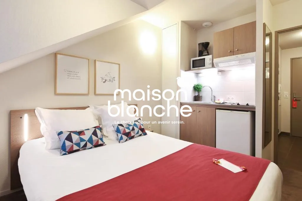 Investissement LMNP à Reims : Appartement meublé sécurisé avec rendement attractif 