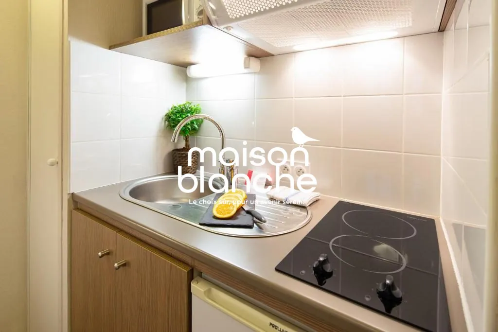 Investissement LMNP à Reims : Appartement meublé sécurisé avec rendement attractif 