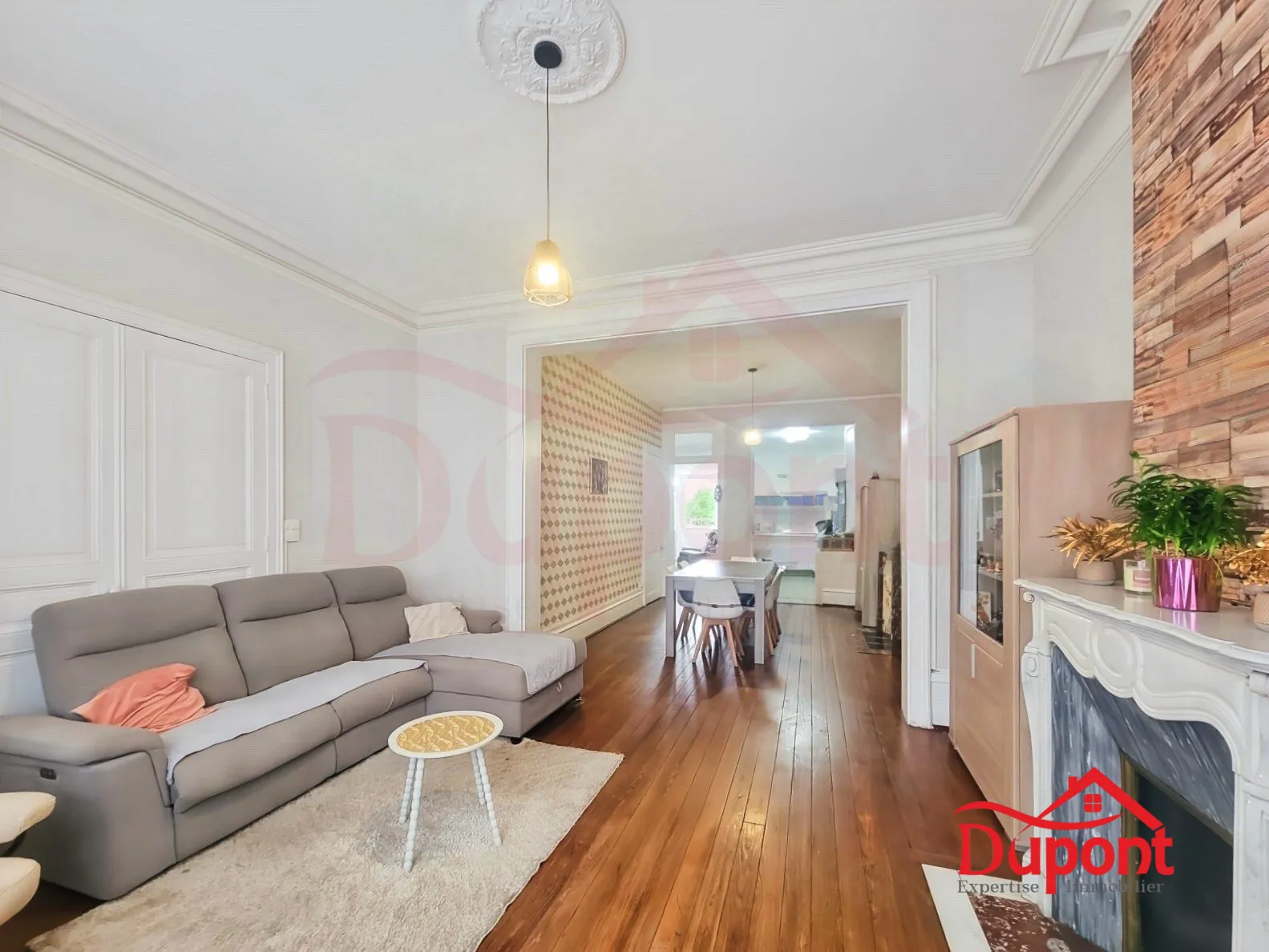 Maison familiale 3 chambres avec jardin et garage à Le Cateau-Cambrésis