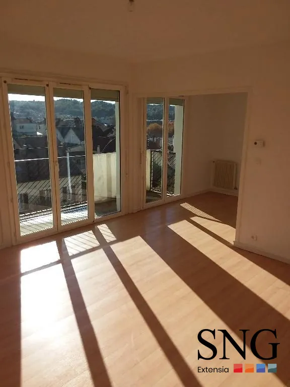 Appartement T3/4 de 70,90 m² avec Balcon et Cave à Périgueux