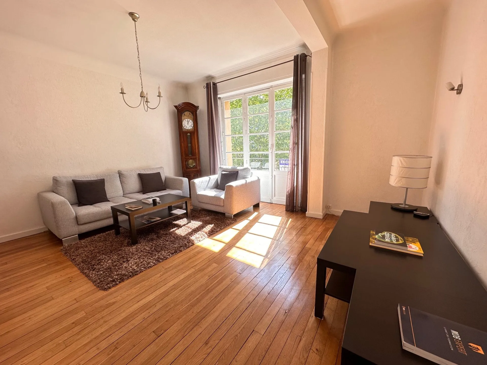 Appartement lumineux de 71,62 m² avec balcon, garage et chambre de service à Chamalières