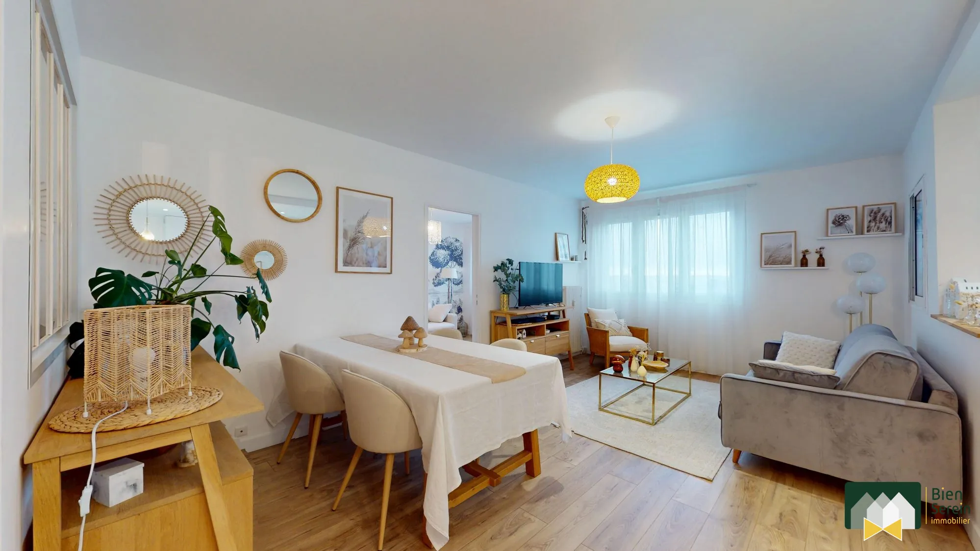 Appartement T4 rénové avec box, cave et loggia à Mainvilliers