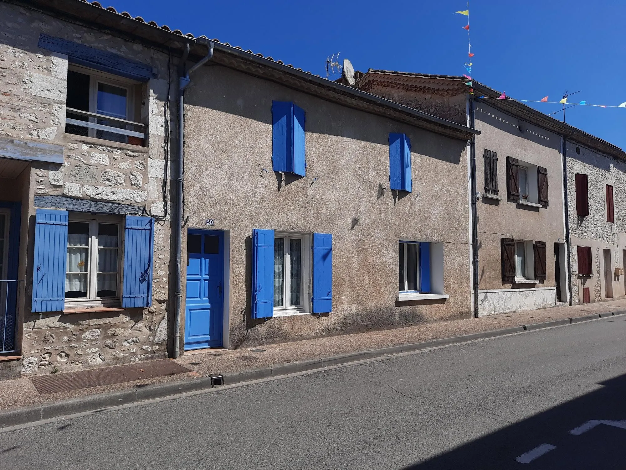Maison à vendre à La Sauvetat-du-Dropt avec jardin et dépendance
