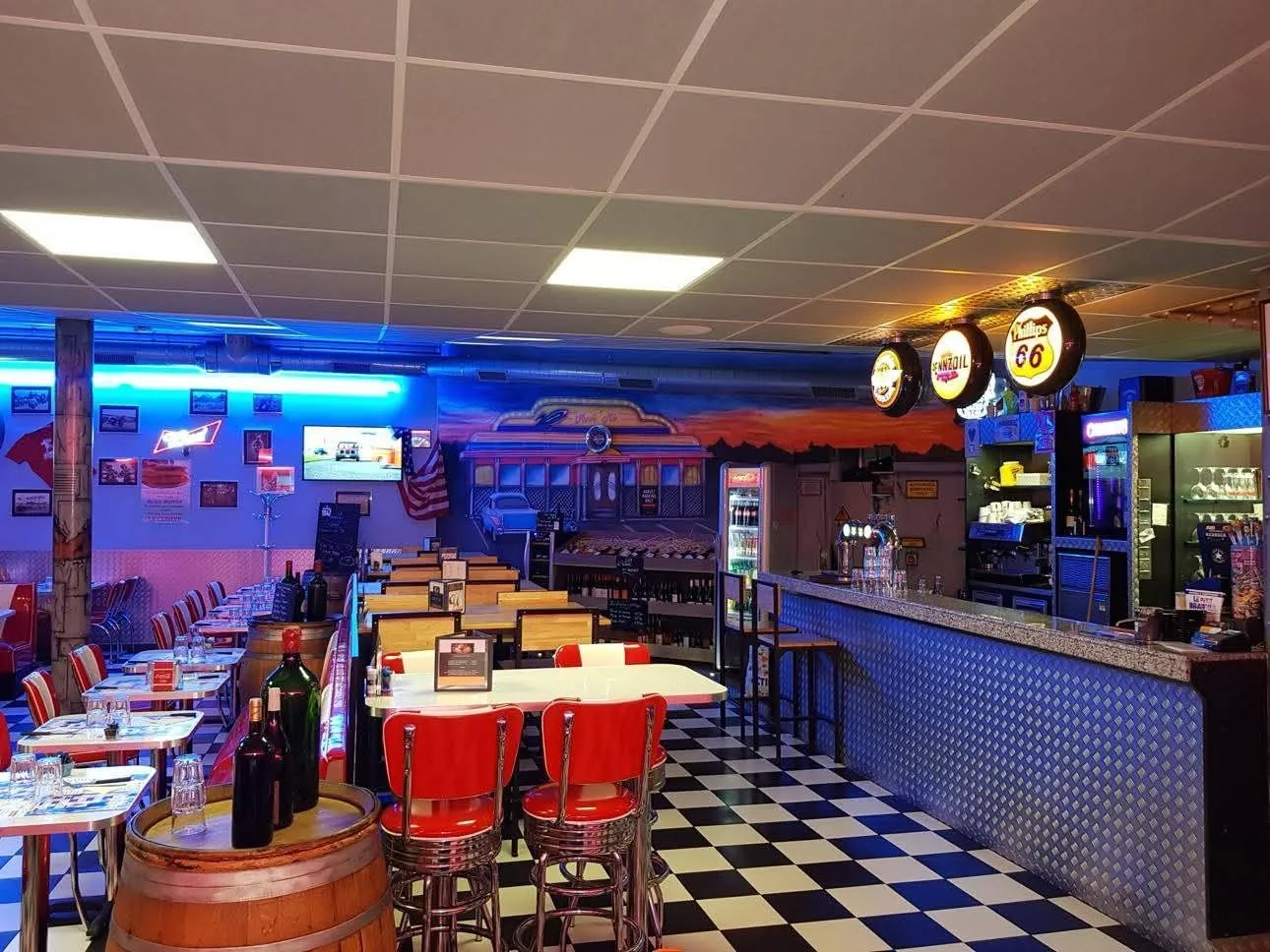 Fonds de commerce restaurant à thème rock à Saint-Dizier avec grande capacité 