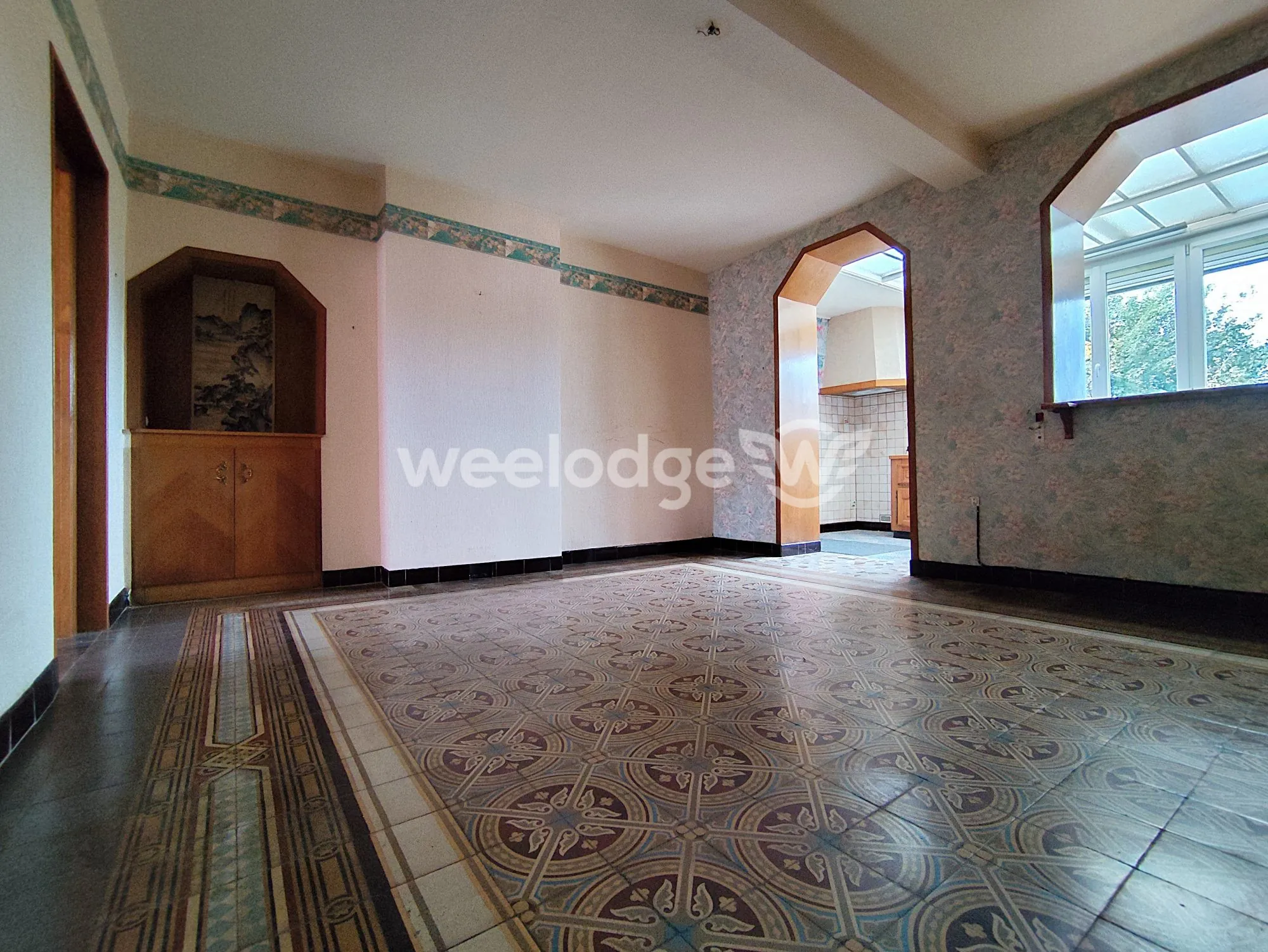 Maison à vendre à Fourmies - Charmante maison à rénover de 140 m² avec terrain et dépendances 