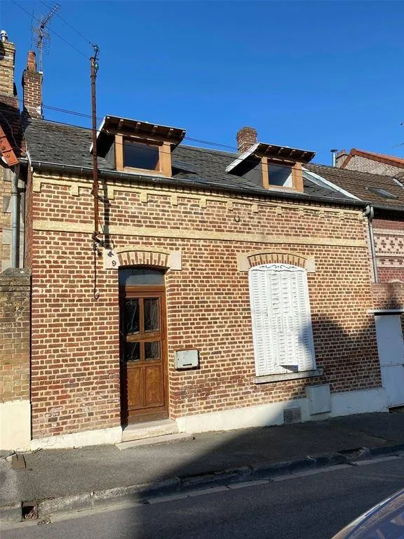 Maison de ville à rénover de 111 m² au centre de Laon