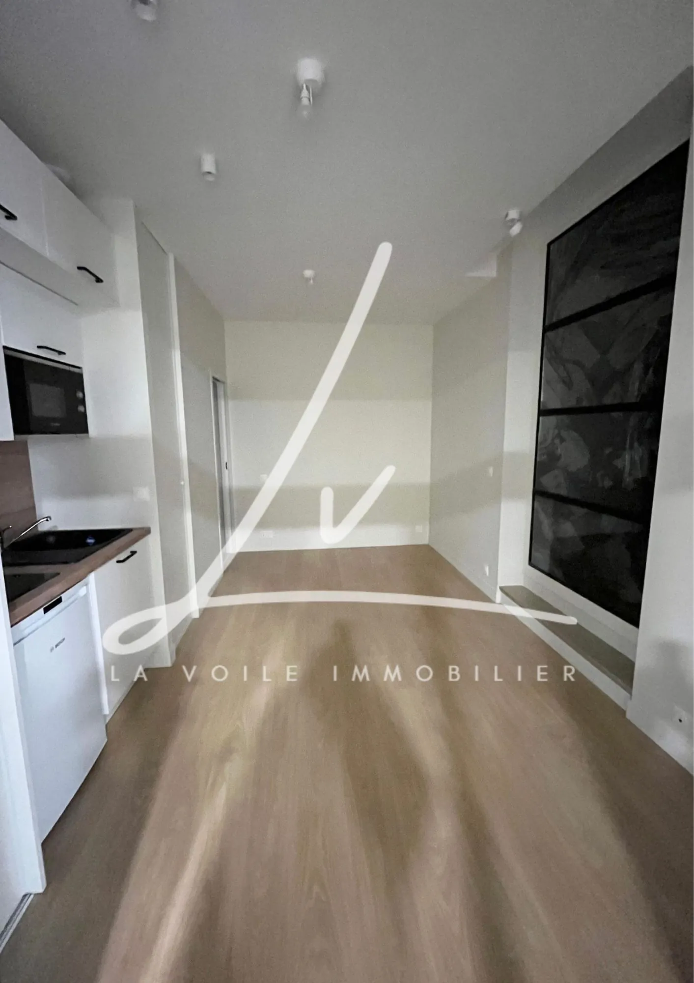 Studio à vendre dans le XVIème arrondissement de Paris avec cave et proximité transports