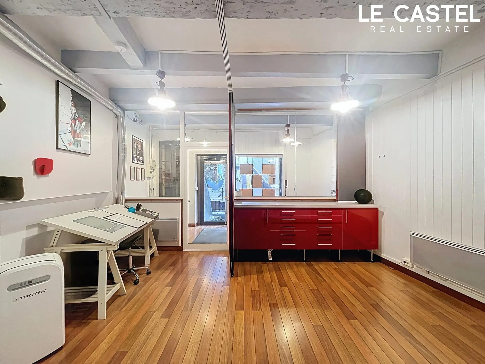 Local commercial rénové de 48 m² à vendre au cœur de La Ciotat