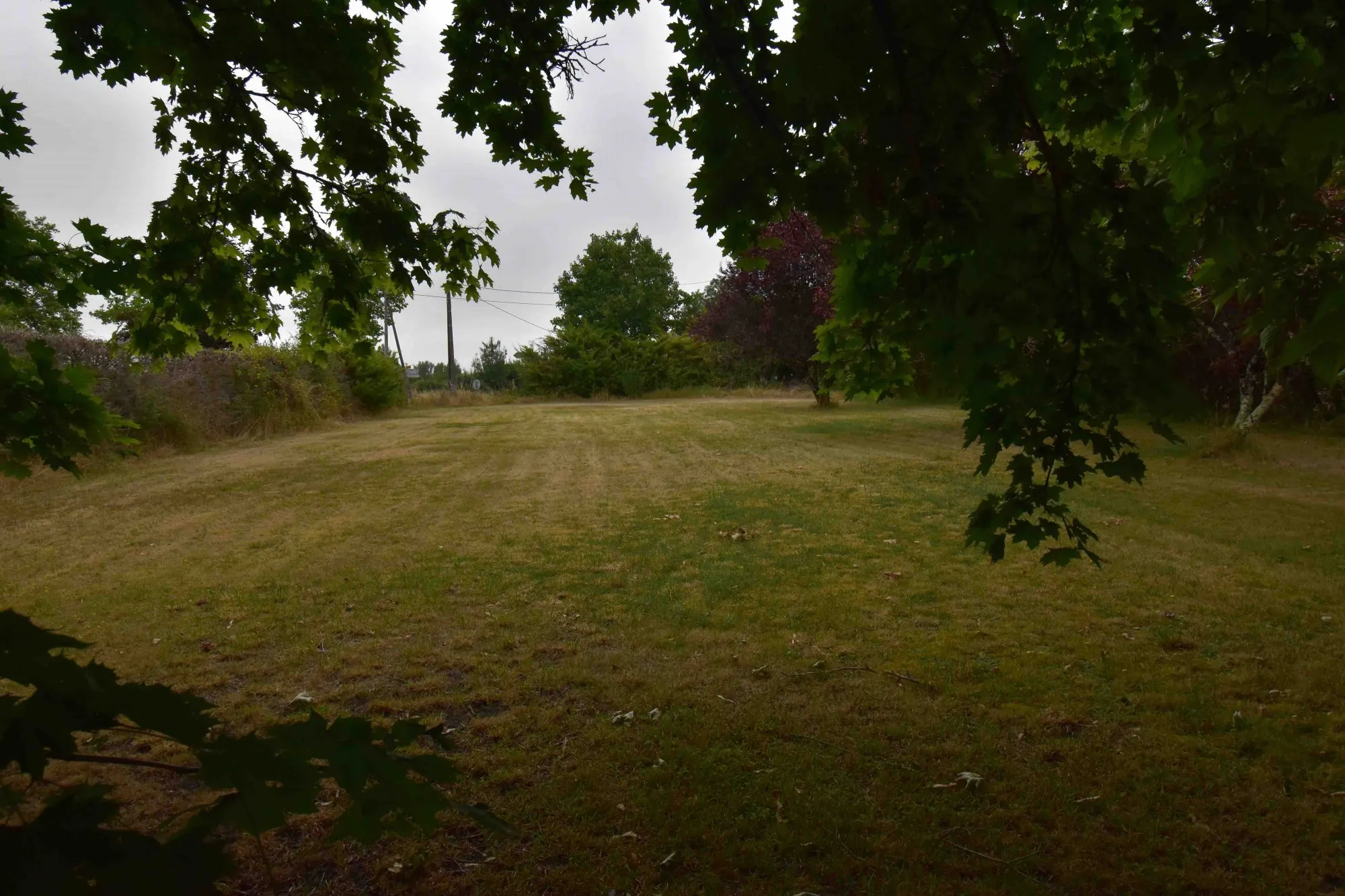 Terrain constructible à vendre à Issigeac – 2483 m² 