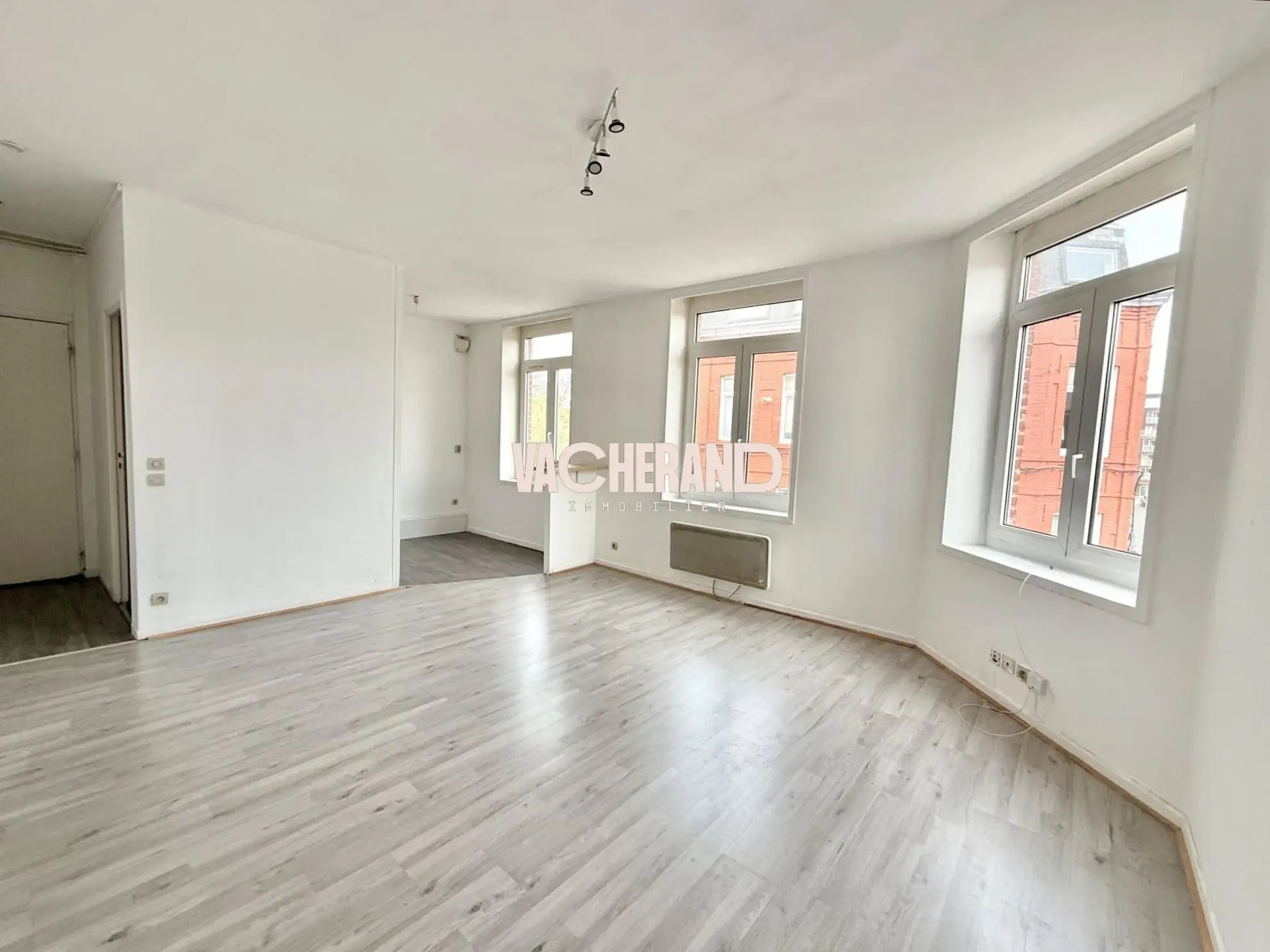 Appartement 3 pièces à vendre à Lille avec deux chambres – Emplacement idéal