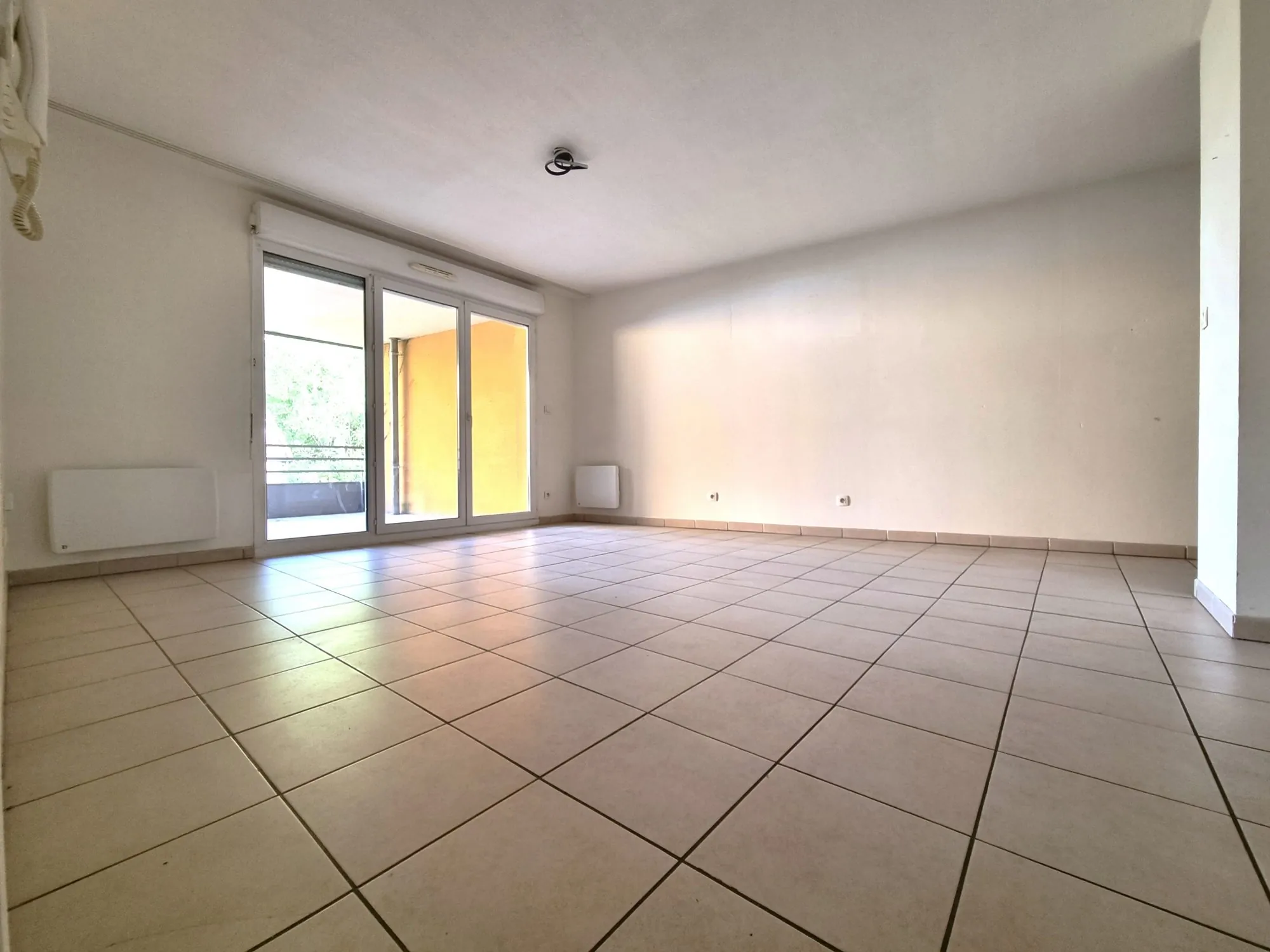 Bel appartement T3 avec terrasse de 15 m² à Toulouse-Aucamville 