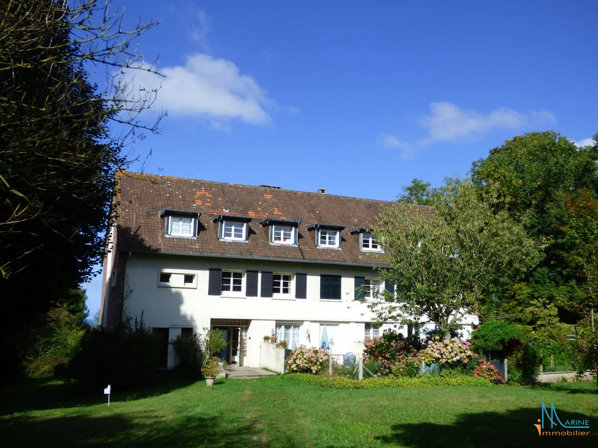 Appartement traversant avec vue mer à Petit-Caux, dernier étage, pied-à-terre ou investissement