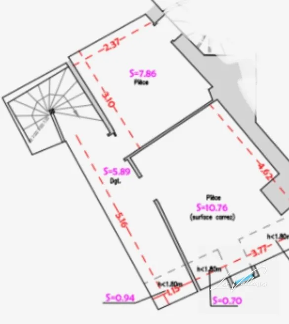 Appartement à rénover de 25 m² à Dieppe, secteur port et commerces