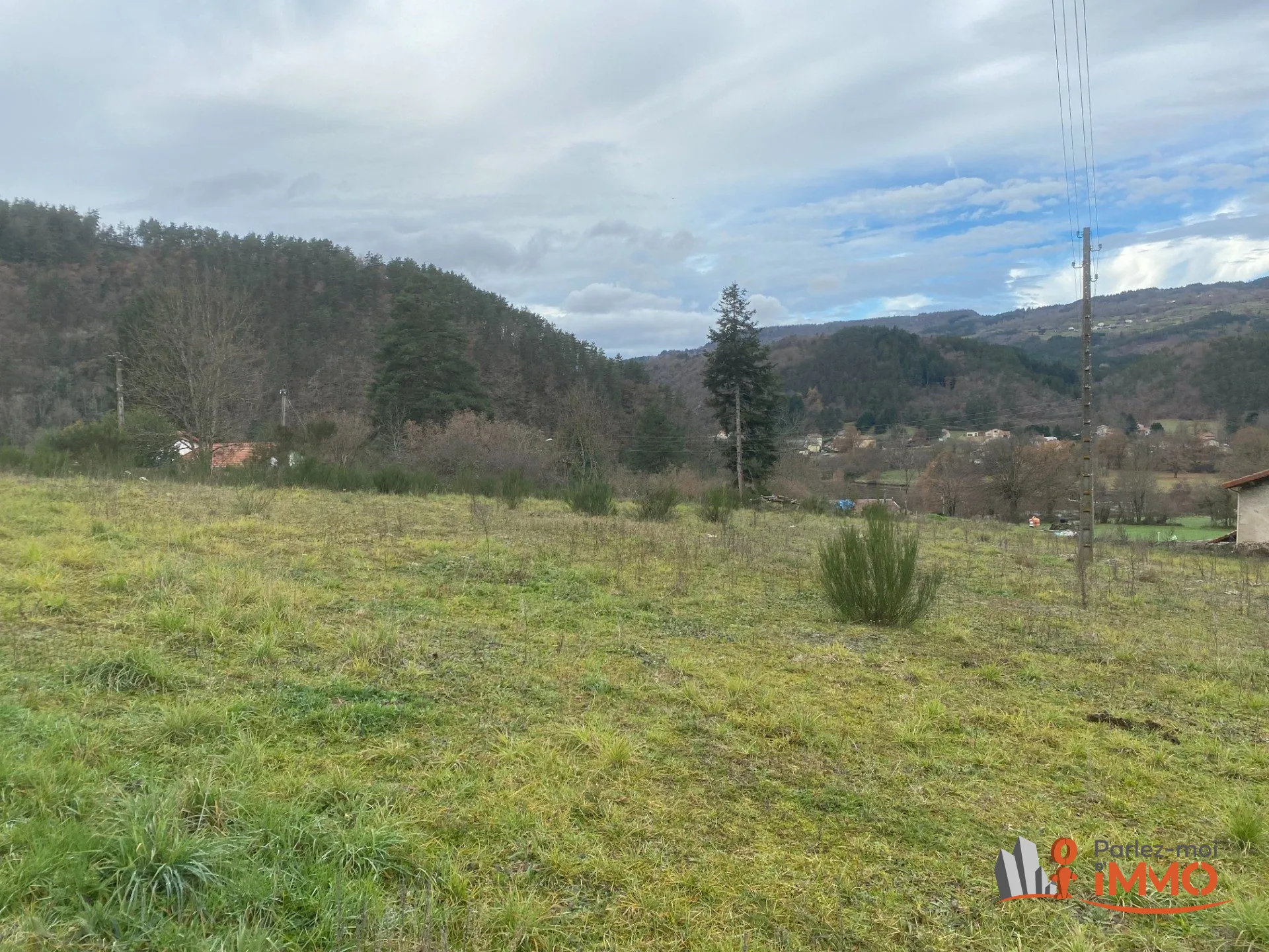 Terrain constructible à Saint Maurice de Lignon - 1871 m² en pleine nature 