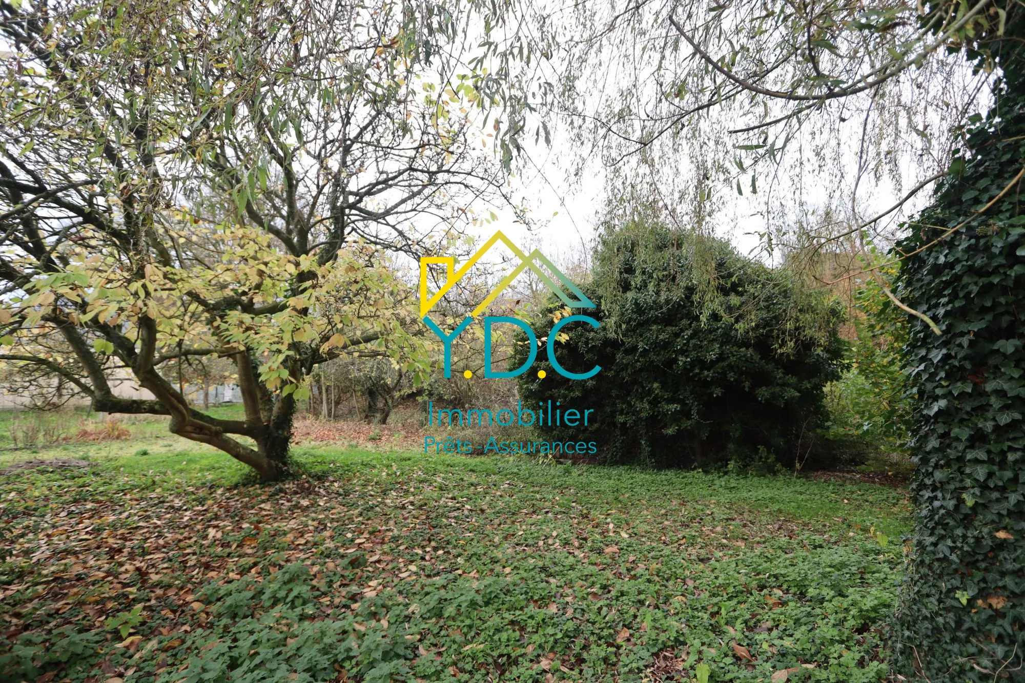 Terrain à bâtir à Hericourt en Caux de 998 m² proche commodités