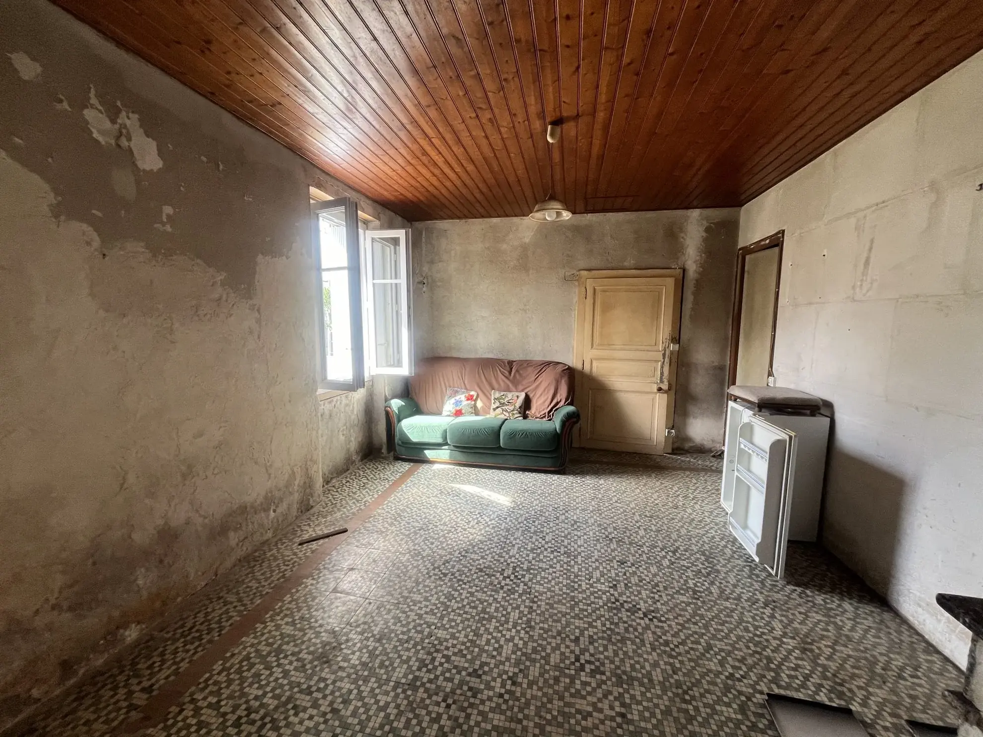 Maison de plain-pied à rénover en hameau à Saint-Lumine-de-Coutais 