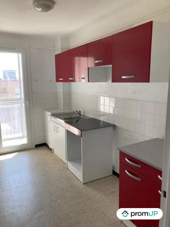 Appartement de 57 m² à Port de Bouc avec terrasse et cave - Opportunité à saisir