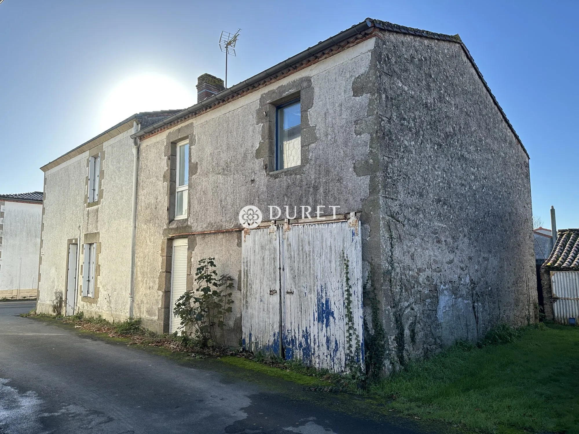 Maison à rénover de 139 m² à La Bruffière - Investissez ou devenez propriétaire