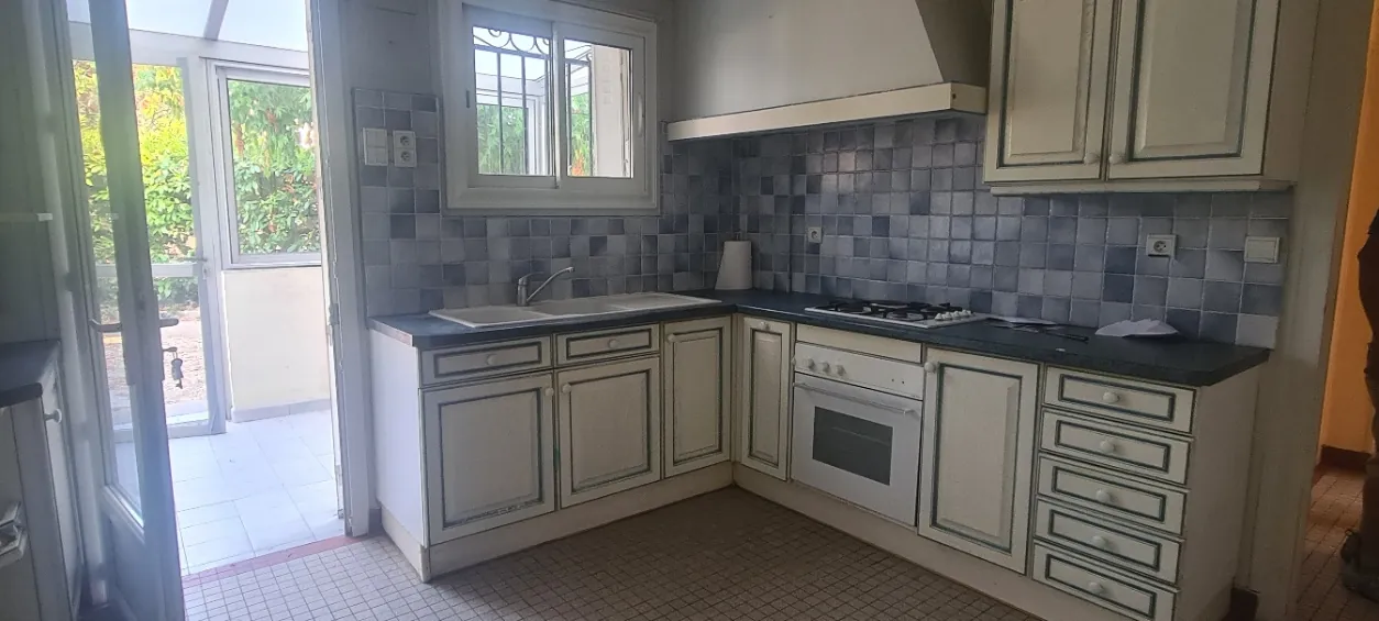 Maison 5 chambres avec jardin privé à vendre à Libourne 