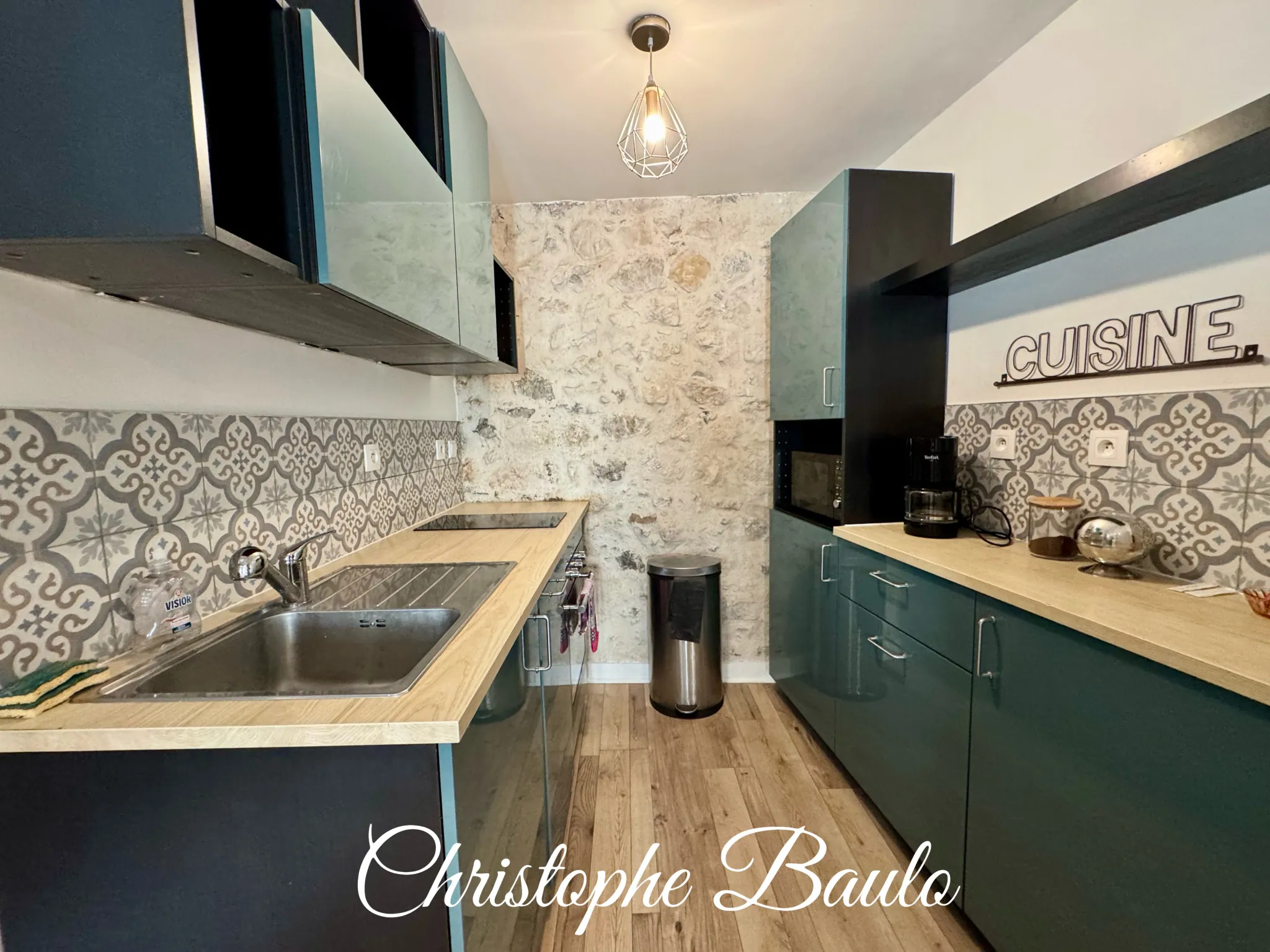 Maison de village à vendre à Mireval avec toit-terrasse sans charges 