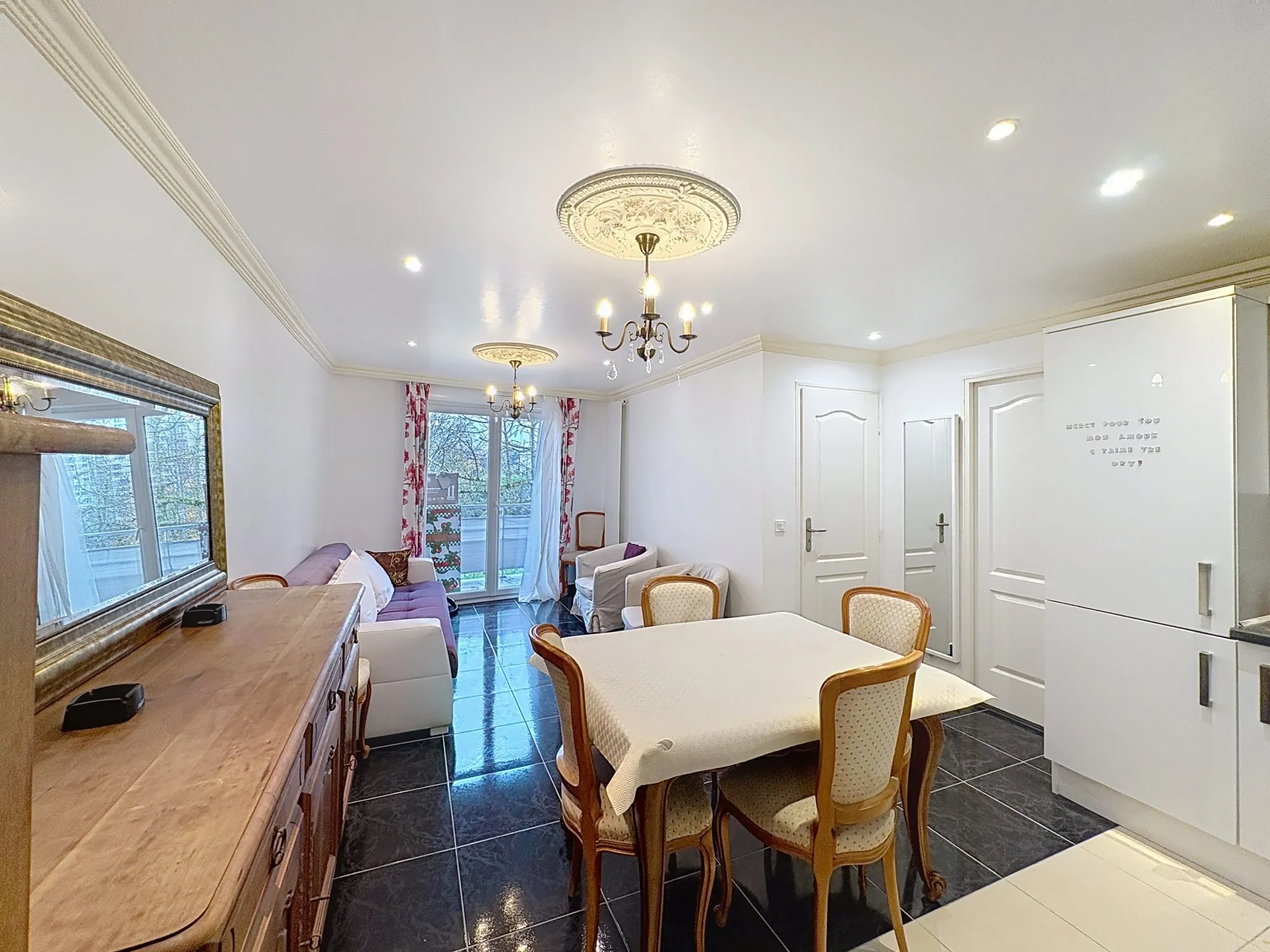 À vendre appartement 2 pièces lumineux avec balcon à L'Hay-les-Roses