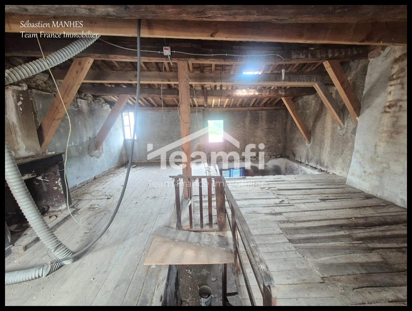 Immeuble à rénover à Thiers avec fort potentiel de rentabilité