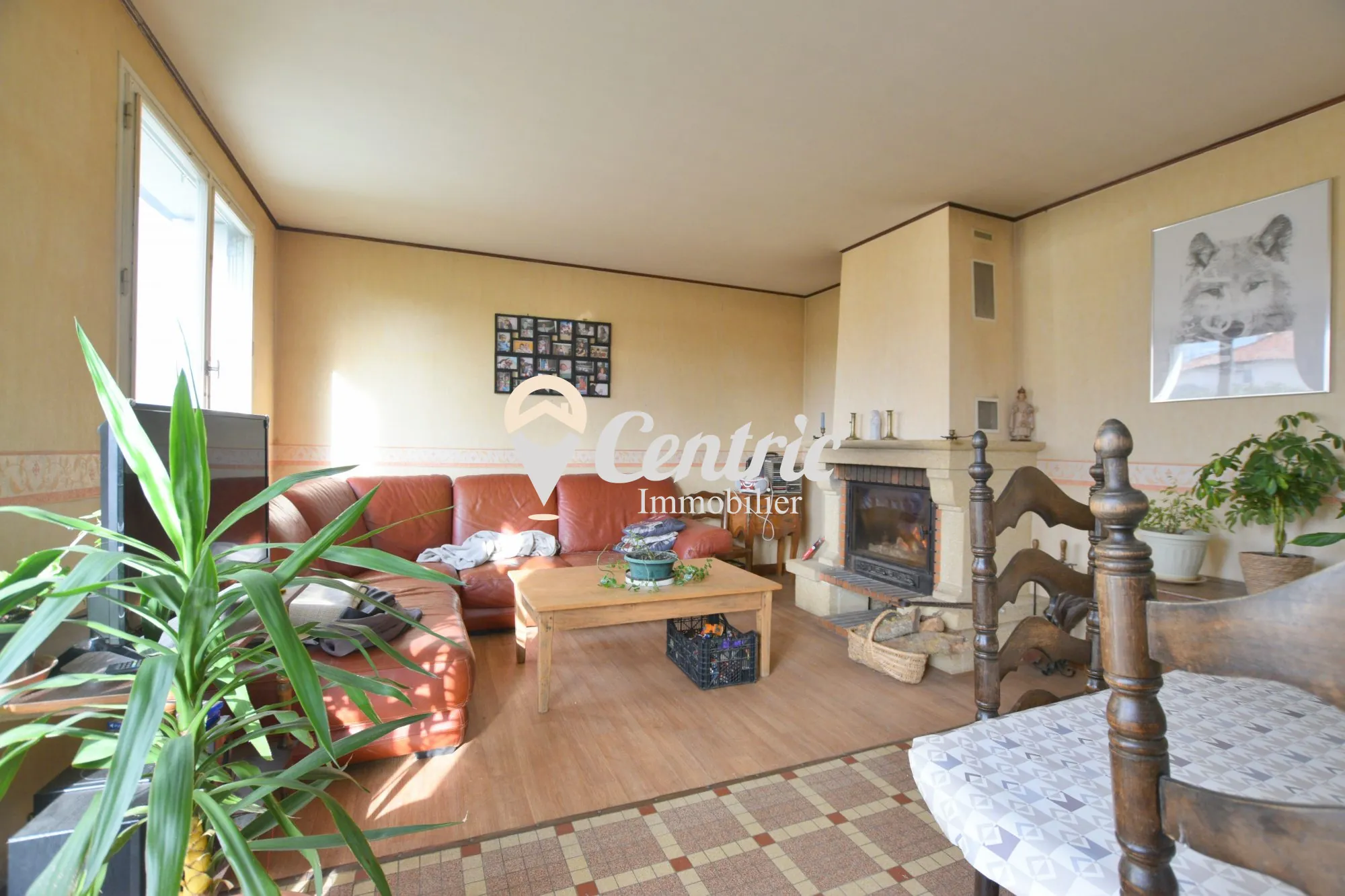 Maison individuelle 3 chambres avec garage à Saint-Varent