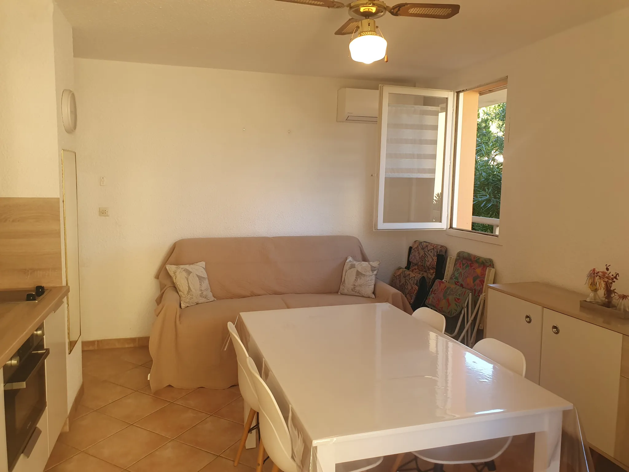 Bel appartement T3 rénové à Bormes-les-Mimosas, 2 chambres, proche plage 