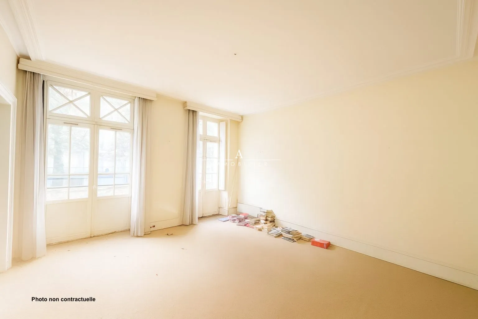 Appartement à rénover de 102 m² avec grand potentiel à Bagnères-de-Luchon 