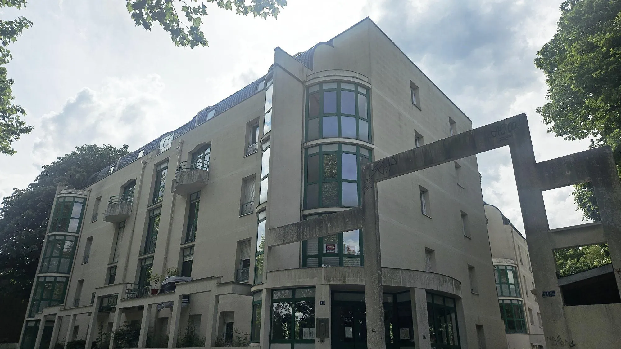 Charmant appartement T2 à Nantes, vue sur jardin, proche transports et universités